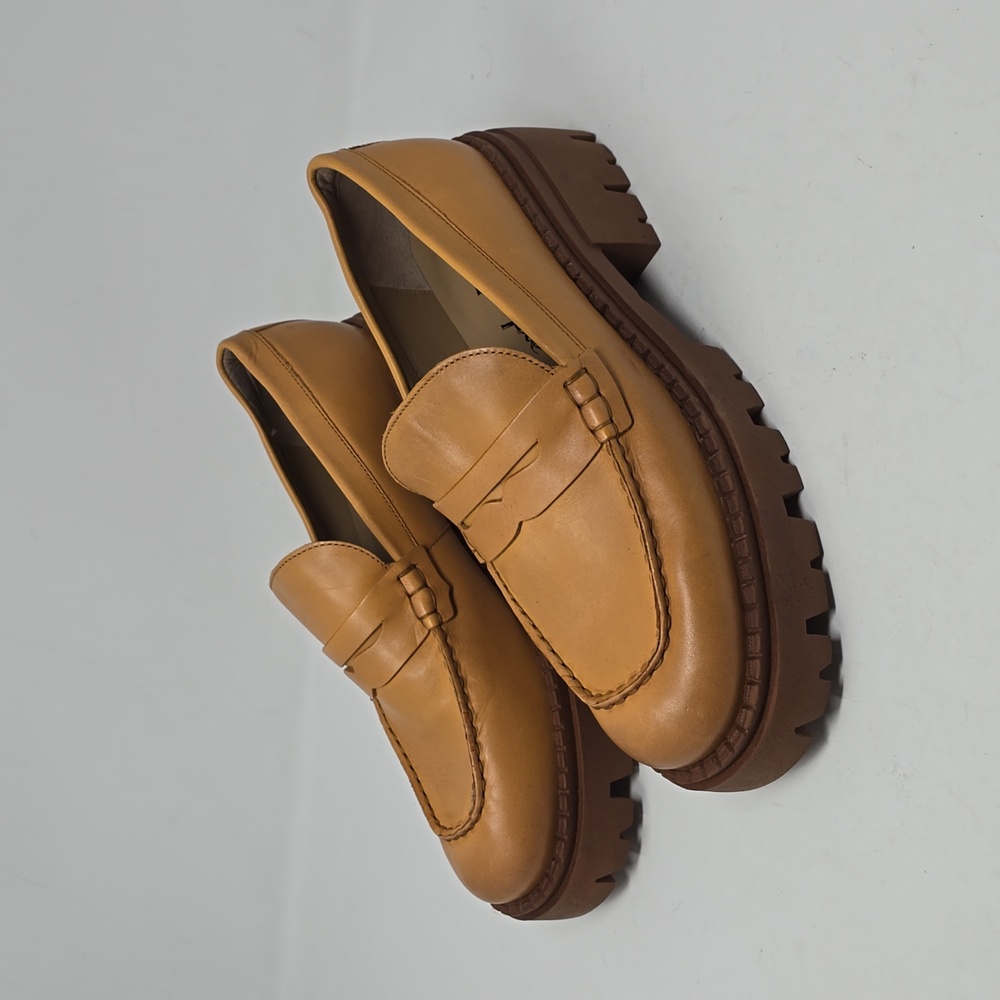 Free People Women Lyra Lug Sole Loafers Yellow Leather Chunky Women Size 39- 8.5